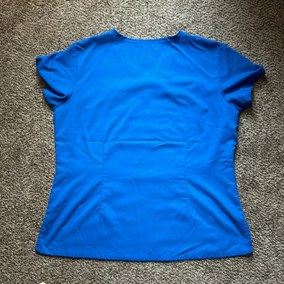 Scrub top - Picture 2 of 3